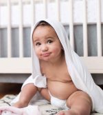 Burt's Bees Baby - Hooded Towels， Absorbent Knit Terry， Super Soft Single Ply， 100% Organic Cotton (Little Ducks， 2-Pack)，2 Count(Pack of 1) - Image 3
